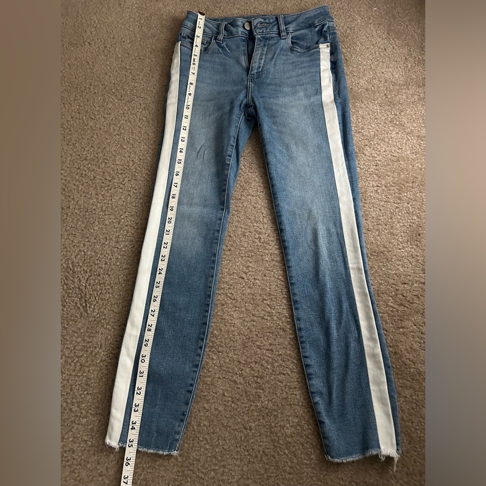 DL1961 Blue Jeans with White Side Stripes